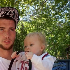 Meet your Posher, Devin